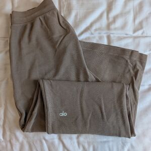 Alo Yoga Micro Waffle Pleasant Wide Leg